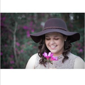 Meet your Posher, Dawn